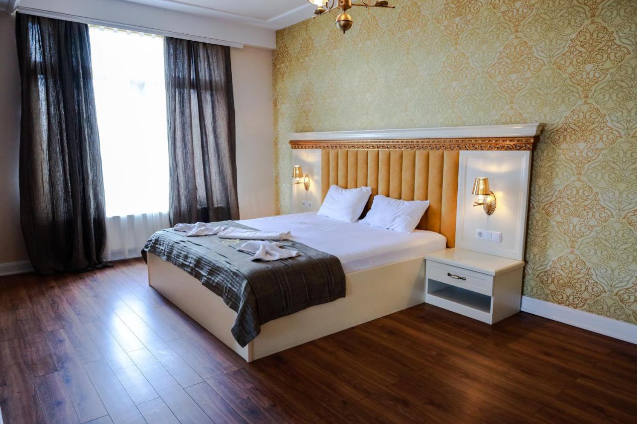Nafron Hotel 普里兹伦 外观 照片