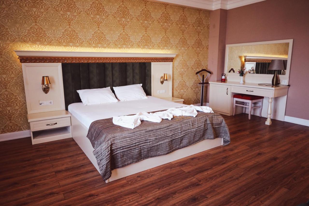 Nafron Hotel 普里兹伦 外观 照片