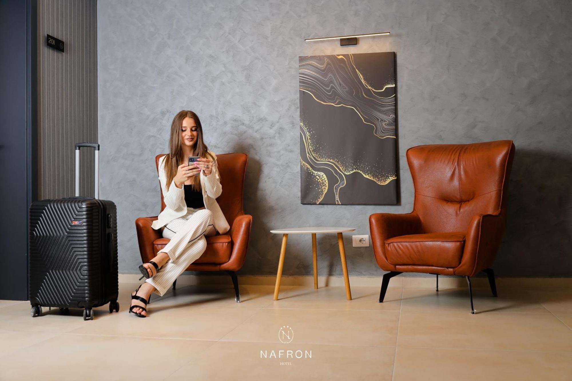 Nafron Hotel 普里兹伦 外观 照片